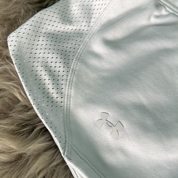 UA shorts - Picture 2 of 4